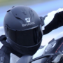 casque de moto noir