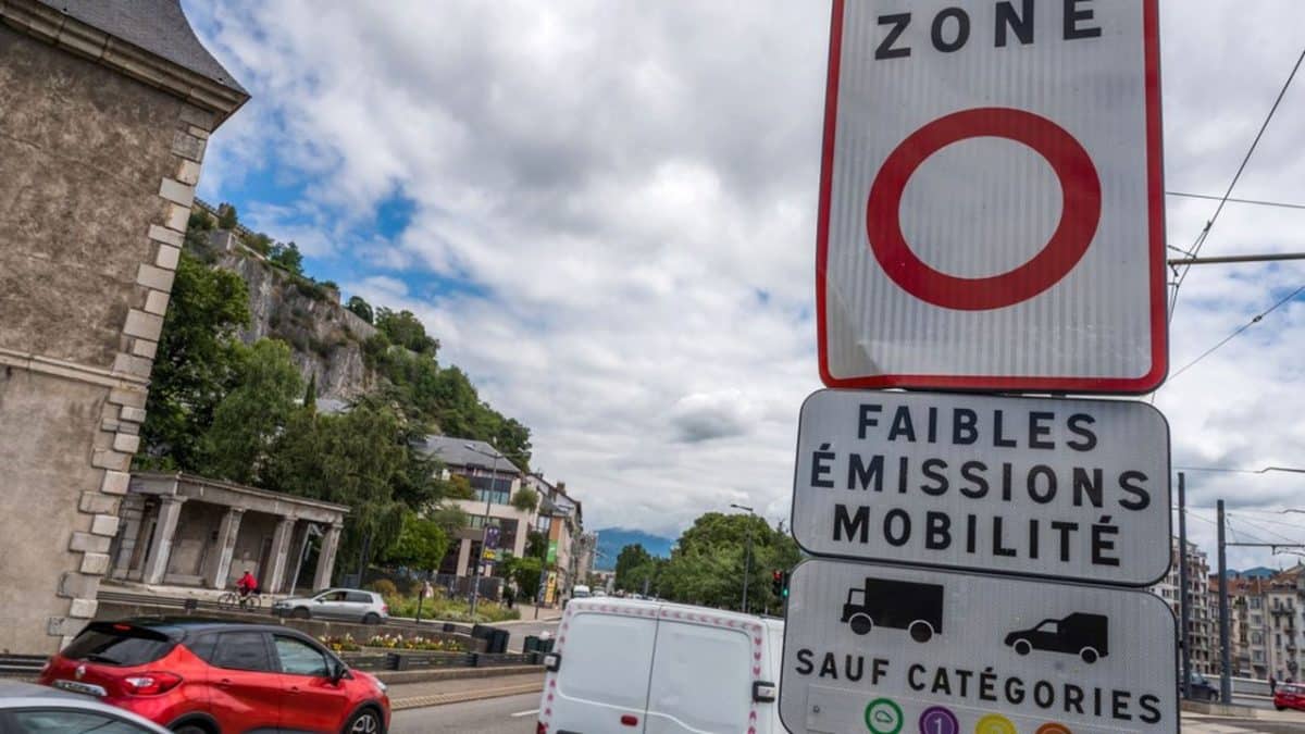 Les grandes agglomérations prennent des mesures contre la pollution avec les zones à faibles émissions mobilité (ZFE)