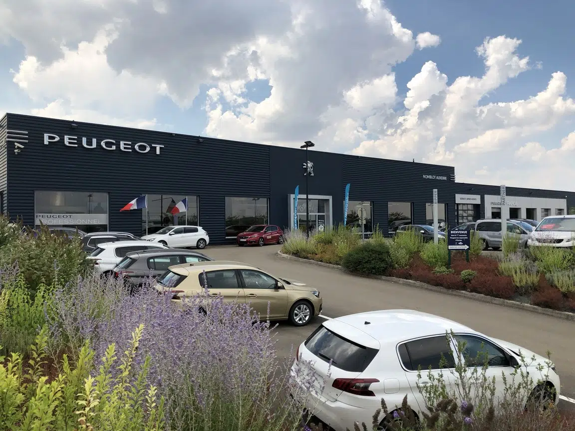 Pourquoi visiter Peugeot Nomblot