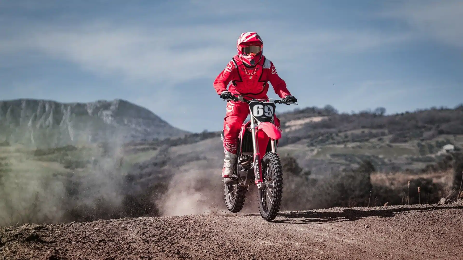 Comment se déroule un stage moto débutant ?