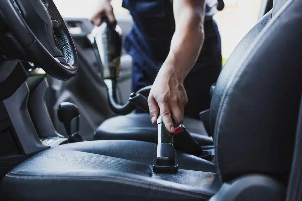 aspirateur puissant pour voiture 