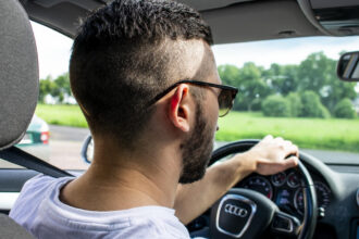 Formule au tiers, intermédiaire ou tous risques : quelle formule choisir pour votre assurance auto ?