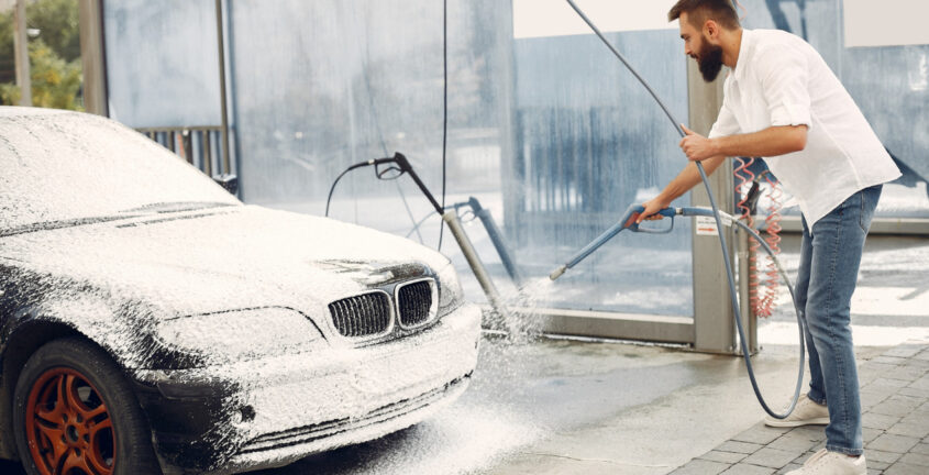 Station de lavage auto : les avantages d’un lavage professionnel